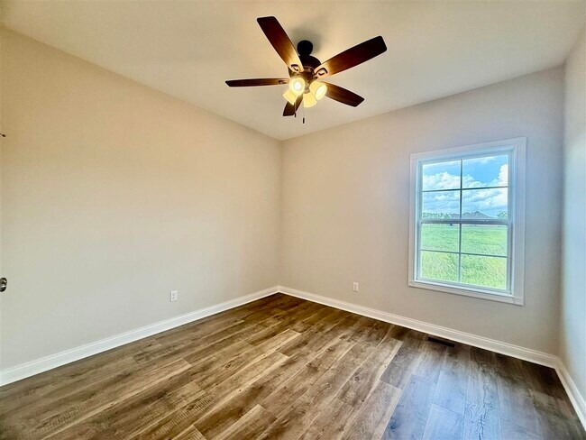 Building Photo - 5363 Crocus Dr