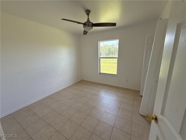 Building Photo - 809 Sea Urchin Cir