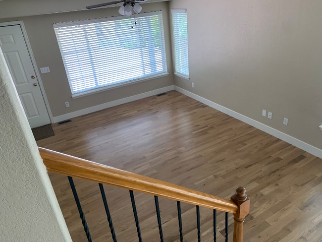 Building Photo - 1521 Laurenwood Way