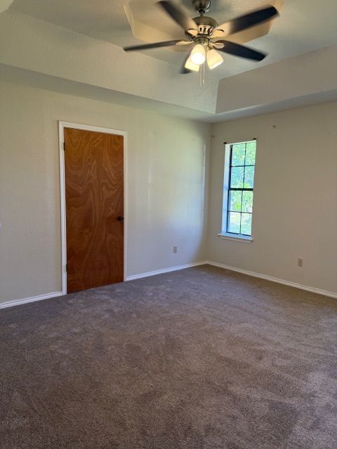 Building Photo - 1305 James Cir