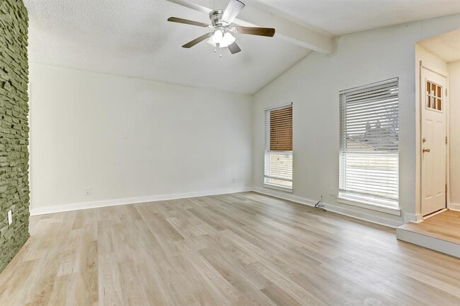 Building Photo - 5205 Palo Blanco Ln