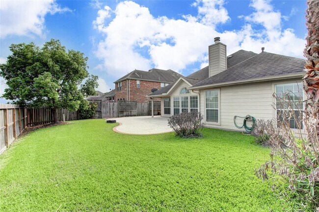 Building Photo - 10606 Badger Canyon Dr
