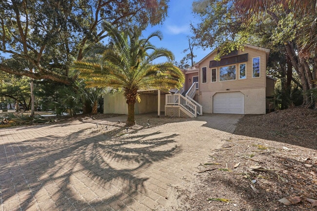 Building Photo - 6 Ibis St