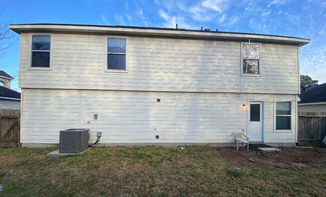 Building Photo - 13993 Buckskin Dr