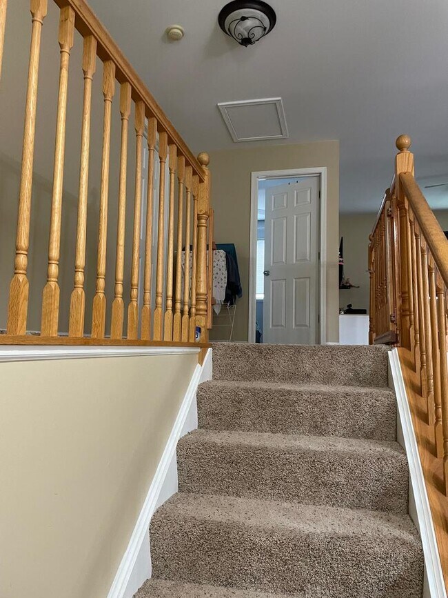 Building Photo - 2277 Stoughton Dr