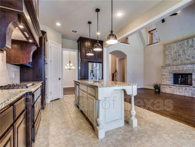 Building Photo - 7509 Rockyford Dr