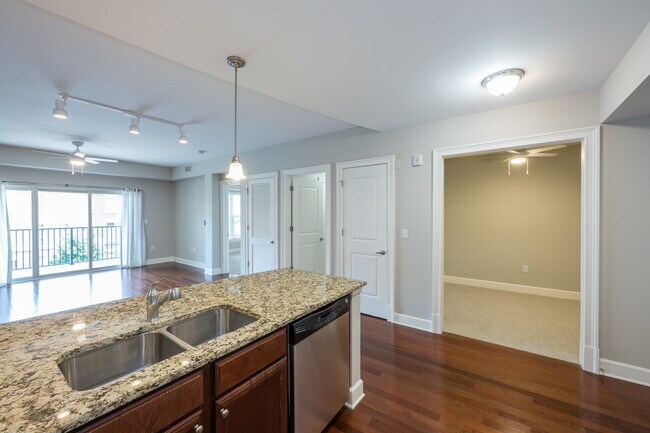 Building Photo - 200 River Vista Drive