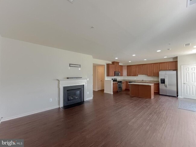 Building Photo - 44509 Gray Wolf St