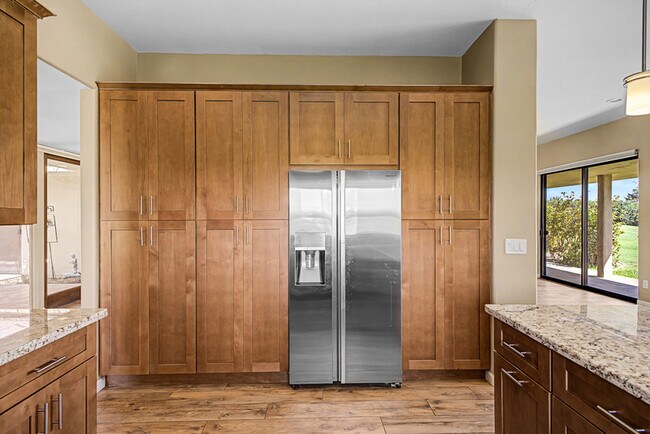 Building Photo - 7825 E San Carlos Rd