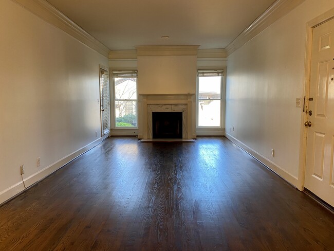 living room - 514 Sloan Rd