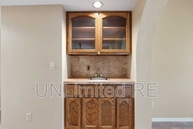 Building Photo - 6135 Crista Lynn Pl