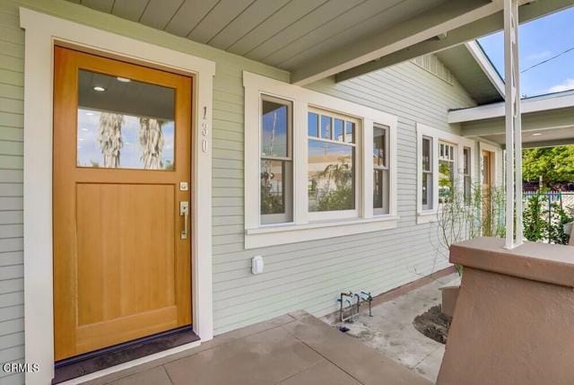 Building Photo - 130 N Ave 60