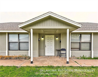 Building Photo - 1018 SW 58th St
