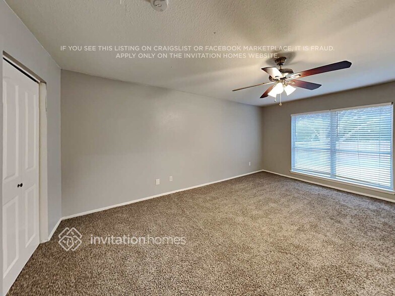 Building Photo - 1702 Pleasant Trail