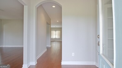 Building Photo - 2717 Mt Carmel Rd