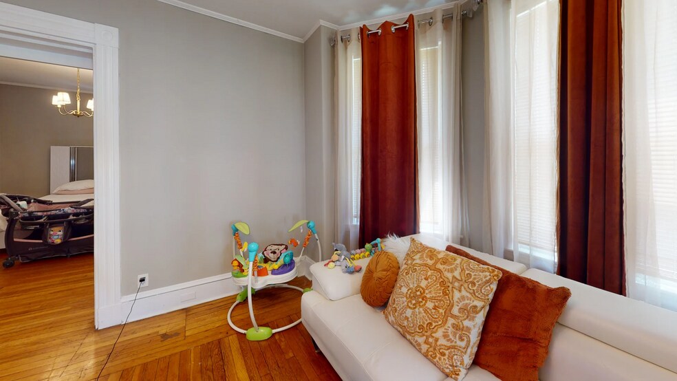 Building Photo - 27 Allston St