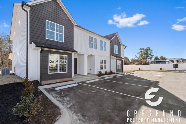Building Photo - ***4TH OF JULY SPECIAL: NO APPLICATION FEE FOR MILITARY!!! - DEAL EXPIRES 7/7/26***NEW CONSTRUCTI...