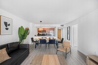 Building Photo - 1 SE 12th St