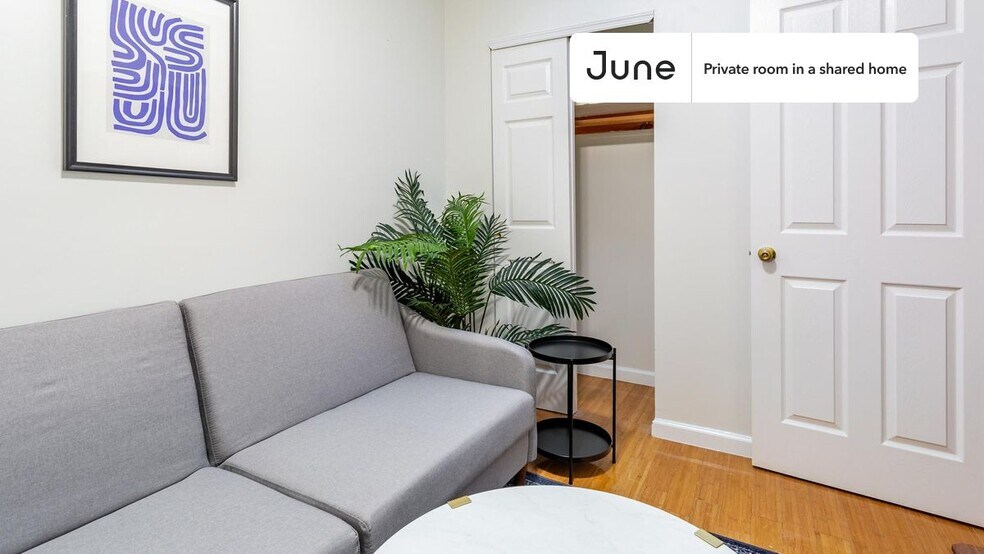 Building Photo - Room in Shared 4 bed/2 bath home