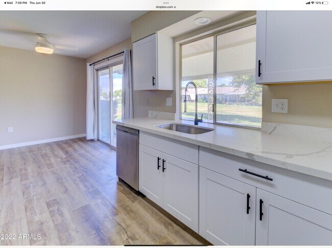 Building Photo - 10007 W Shasta Dr