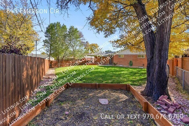 Building Photo - 849 Emerson Cir