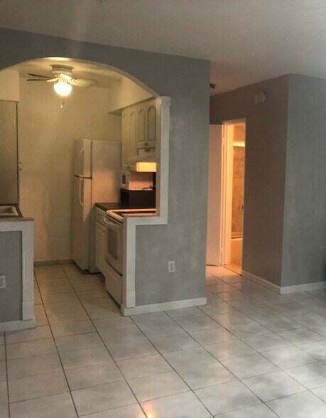 Primary Photo - 252 Jefferson Ave
