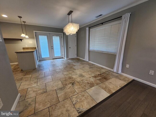 Building Photo - 6205 Yosemite Dr