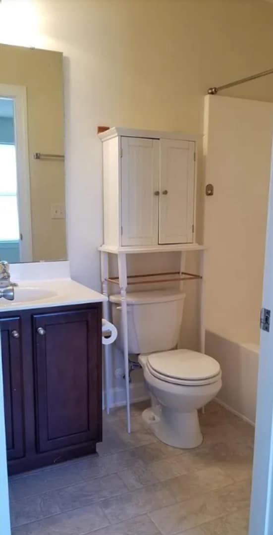 Building Photo - Modern 3-Bedroom Townhome in Townes at Umstead – Available Now