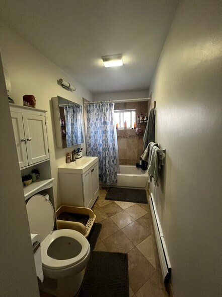 Building Photo - 63 Selkirk Rd