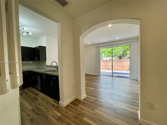 Building Photo - 3510 SW 170th Ave