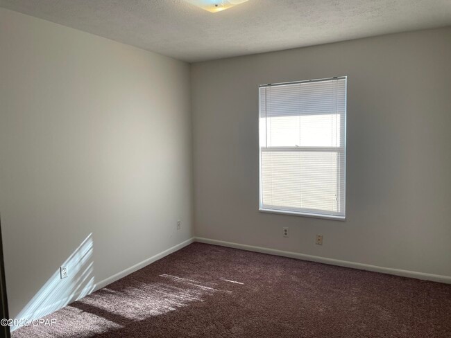 Building Photo - 3008 Stanford Rd