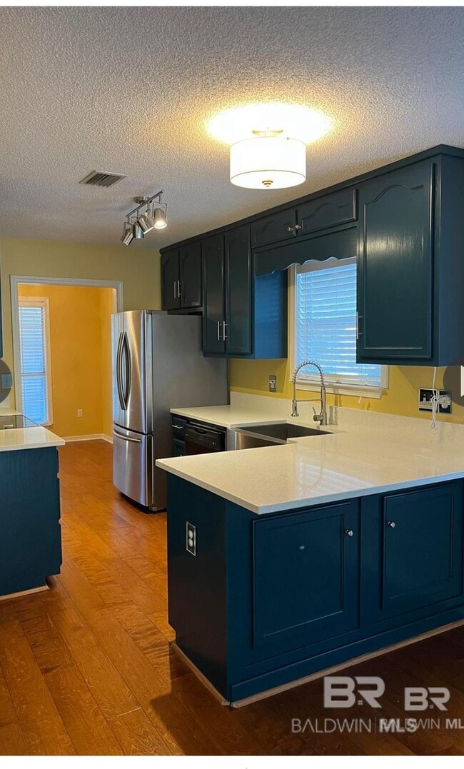 Building Photo - 4701 Avenue D Ave