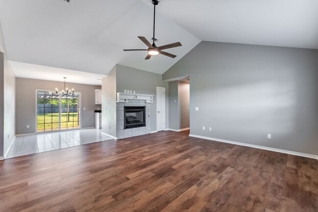 Building Photo - Centerton Sanctuary: 3-Bedroom, 2-Bathroom Rental with Expansive Backyard