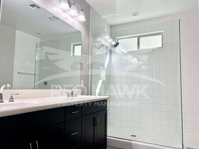 Building Photo - 2491 N 149th Ln