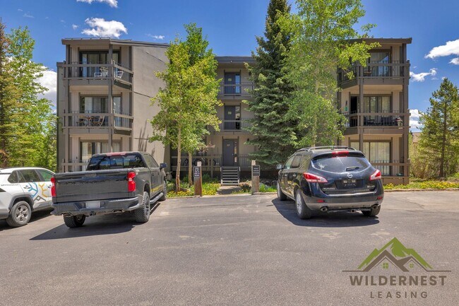 Building Photo - Fully Remodeled Gold Camp 2 Bed/1Bath