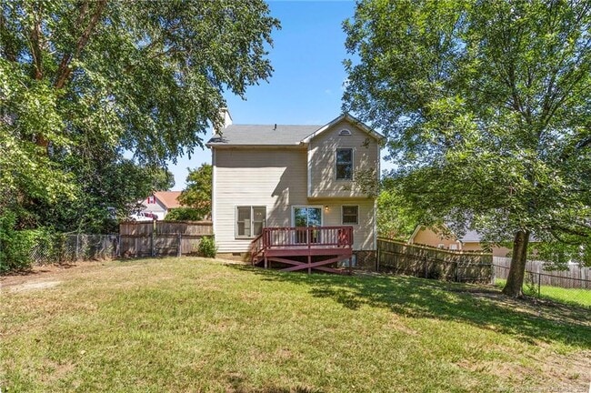 Building Photo - 324 Nettletree Ln