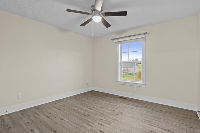 Building Photo - 240 Banyan Blvd