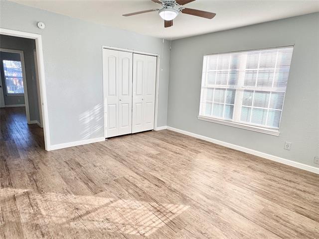 Building Photo - 202 N Riverside Dr