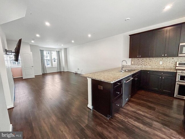 Building Photo - 1311 Hidden Trace Cove