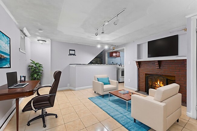 Building Photo - 20 Brae Rd