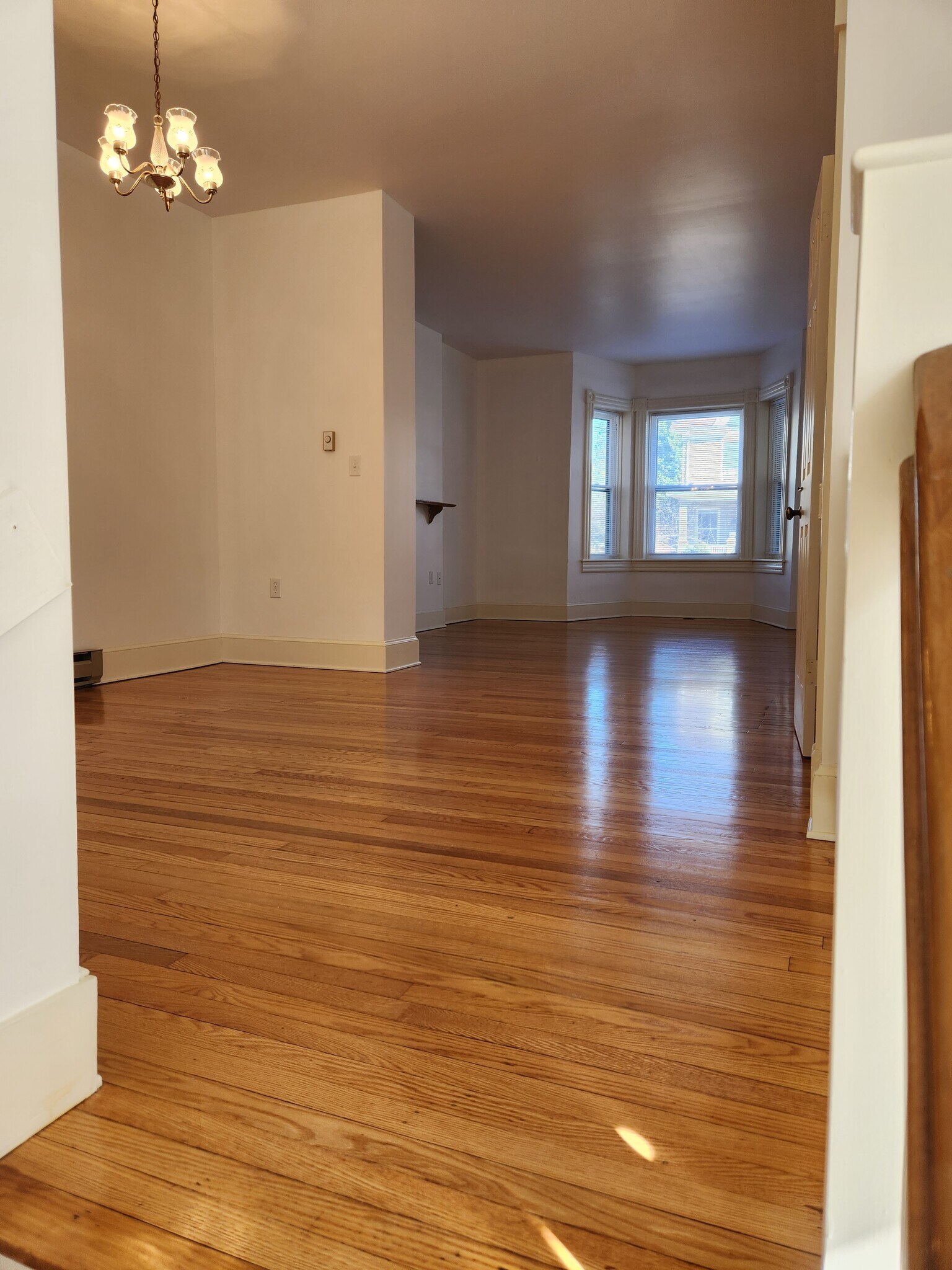 Building Photo - 125 Peyton St