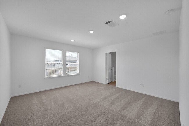 Building Photo - 326 Maple Bark Trl