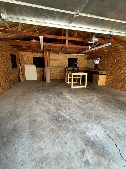 Building Photo - 1041 N 23rd St