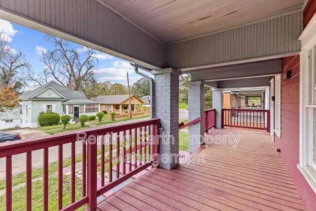Building Photo - 2335 20th Place Ensley