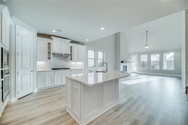 Building Photo - 2121 Sumard Dr