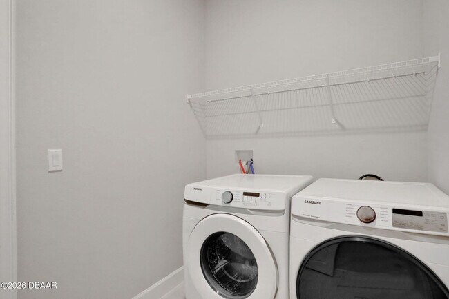 Building Photo - 78 Longridge Ln