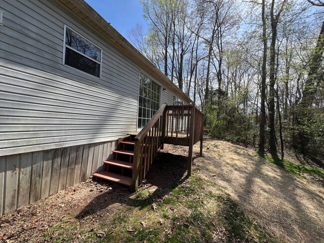 Building Photo - 4121 Mining Ridge Church Rd