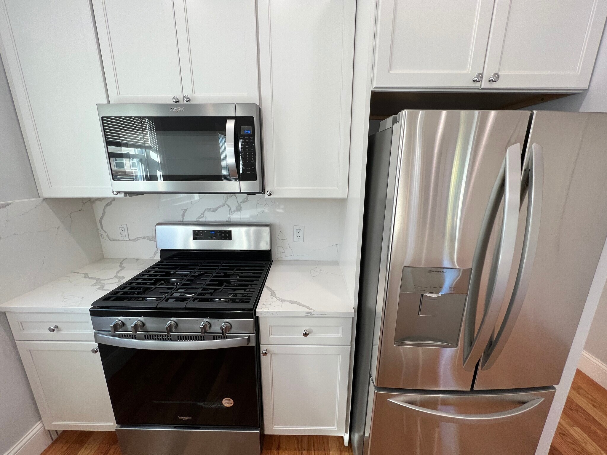 Building Photo - 29 Alpine St