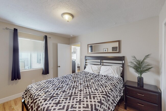 Building Photo - 1613 Morningside Dr NE