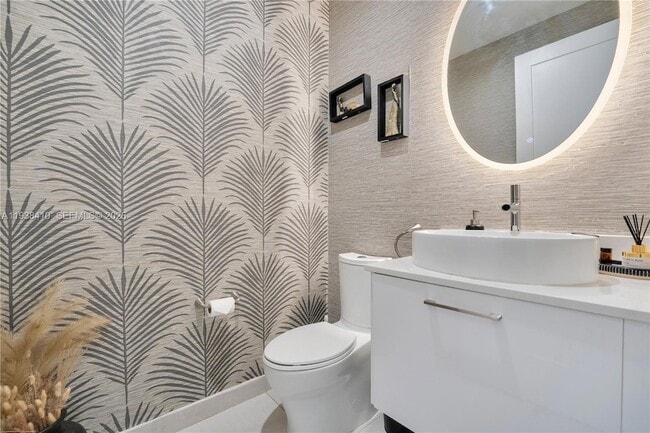 Building Photo - 8279 NW 43rd St